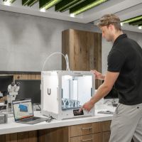 Ultimaker S6 touchscreen interface